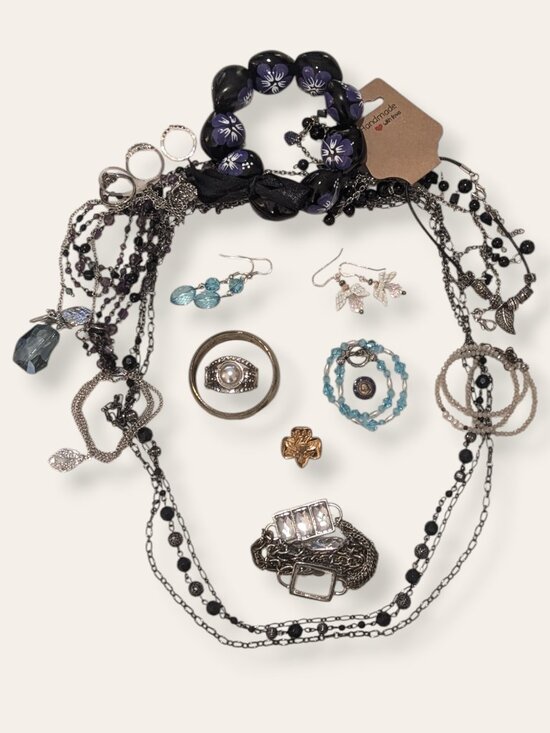 Jewelry - CORDELIA - Vintage To Now Jewelry Lot - 088